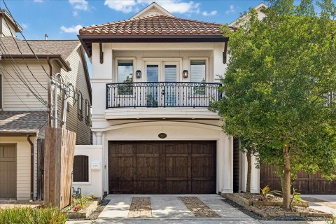 2017 Driscoll Street #A